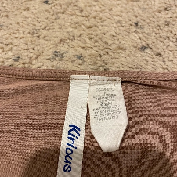 Kirious top - Picture 3 of 3